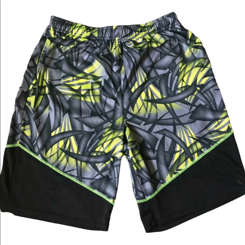 🍍Mambo  shorts  Sz.XLG (18)